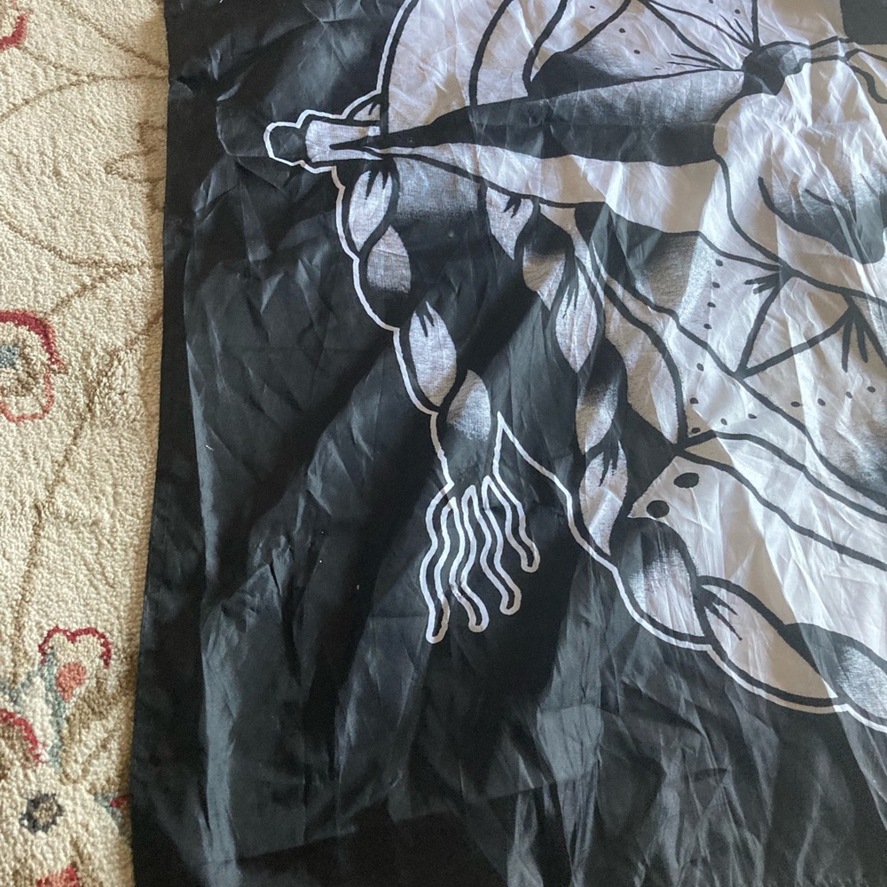 Defeater Flag - Picture 2 of 5